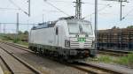 im Zug von Holzumschlag am Bahnhof Freiberg (Sachs) war ab und zu mal die 193 814 der SETG zu Gast, die die Waggons brachte und wieder abholte (17.7.15) 