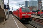 Am Morgen des 24.05.2014 stand die Freiburger 146 233-2  Donaueschingen  zusammen mit der 111 062-6  Neuenburg (Baden)  und der RB 26701 (Offenburg - Freiburg (Brsg) Hbf) im Endbahnhof. Die 146 233-2 bespannte den Zug außerplanmäßig, da die mitgeführte 111er defekt war und mit nach Freiburg kam, damit man sie im Werk reparieren kann. AUßerdem ist es auch eine Seltenheit im Raum Freiburg eine 146er mit n-Wagen zu sehen.