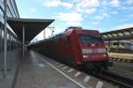 Zwischenhalt am 08.12.2013 von 101 003-2 mit dem EC 8 (Chur HB - Hamburg-Altona) in Freiburg (Brsg) Hbf. Ein paar Tage später, hat sich der Zugverlauf der EuroCity Züge in Südbaden, wobei die Züge nun nicht mehr Chur HB (ausser Kurswagen in EC6/7) sondern die Züge nun schon in Zürich HB starten.