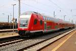 DABpbzfa mit BR 146.0 der Elbe-Saale-Bahn (DB Regio Südost) als RE 16323 (RE30) von Halle(Saale)Hbf nach Naumburg(Saale)Hbf durchfährt den Bahnhof Großkorbetha an der Bahnstrecke Halle–Bebra (KBS 580). [3.6.2017 - 15:08 Uhr]