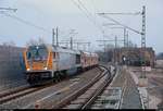 264 010-0 (V 500.17 | Voith Maxima 40 CC) der Schienen Güter Logistik GmbH als Schüttgutzug passiert Halle(Saale)Hbf auf der Ostumfahrung für den Güterverkehr Richtung Norden.