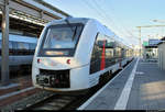 1648 901 (Alstom Coradia LINT 41) von Abellio Rail Mitteldeutschland als RE 75714 (RE4) nach Goslar steht in seinem Startbahnhof Halle(Saale)Hbf auf Gleis 12 D-F.
[27.12.2018 | 13:14 Uhr]