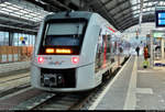 Erster Betriebstag für die neue Westseite in Halle(Saale)Hbf (Gleise 4–7):
Von Gleis 4 D-F startet demnächst 1648 418 (Alstom Coradia LINT 41) der Abellio Rail Mitteldeutschland GmbH als RB 80430 (RB47) nach Bernburg.
[2.12.2019 | 15:59 Uhr]