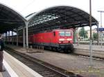 143 807 steht am 24.05.08 mit der RB nach Eisenach im Hbf Halle/Saale. Mit diesem Zug gings´nach Weimar.