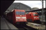 Am 16.6.1999 trafen sich 101002 und 101134 im Tageseinsatz vor Intercity Zügen im HBF Hamburg.
