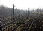 Das Gleisfeld von Hamburg-Wilhelmsburg im schnen Gegenlicht eines Hamburger Wintermorgens.