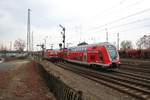 DB Regio Bombardier Twindexx 445 066 trifft am 02.03.19 in Hanau Hbf auf DB Cargo 193 314-2