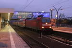 Am Morgen des 10.11.2017 steht 146 001 mit RB15346 nach Frankfurt im Hauptbahnhof Heidelberg.