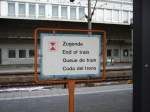 Ein Zugende Schild in Heidelberg Hbf.