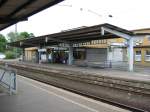 Hauptbahnhof Homburg (Saar).  Ein Blick von Bahnsteig 3/4 in dieses 22/5/2005 Foto.