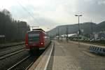 425 809-1 als RE 19092 nach Stuttgart am Nachmittag des 06.03.14 bei der Einfahrt in den Bahnhof Horb.