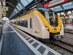 ET 1440 886 mit der RB 44 nach Bühl steht in Karlsruhe Hbf, 22.07.2023.