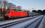 Hier 101 134-5 mit EC379 von Kiel Hbf.