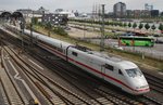 401 088-0  Hildesheim  verlässt am 16.7.2016 den Kieler Hauptbahnhof auf der Fahrt als ICE77 nach Zürich HB.