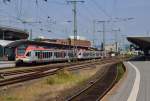 Ein SE 10 Zug der VIAS ist hier gerade in Koblenz Hbf eingefahren auf seinem Weg nach Frankfurt. An der Spitze ist der Triebwagen 302 als Führungsfahrzeug zusehen.
Samstag 22.8.2015