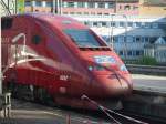 Thalys 4342 kommend aus Paris Nord. Mit Werbung drauf  Dern Er Train Patrick J- Francois . Kln Hbf, 16.07.10