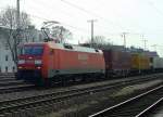 Durchfahrt eines Containerzuges Richtung Norden. Kln West, 27.3.2011