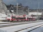 442 105, 442 106 und 442 272 stehen am 06. Dezember 2012 im Gleisvorfeld von Kronach abgestellt.