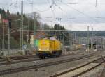 203 302-5 durchfhrt am 10. April 2013 solo den Bahnhof Kronach in Richtung Lichtenfels.