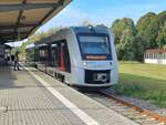 Abellio 1648 917 als RB 80563 von Karsdorf nach Naumburg (S) Ost, am 07.10.2023 in Laucha (U).