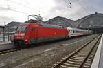 101 133-7 und 120 133-4 (Zugschluss) stehen am 13.5.2017 zusammen mit dem IC2355 von Berlin Gesundbrunnen nach München Hauptbahnhof im Leipziger Hauptbahnhof.