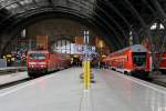 In Leipzig Hbf sind die S-11 aus Wurzen (geschoben von 143 178-2) und die S-2 aus Borna grade angekommen.