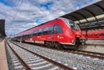 442 304 hält als RE 59361 (Saalfeld (Saale) - Nürnberg Hbf) im Bahnhof Lichtenfels.