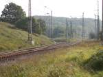 Die Teilung der Strecke nach Sassnitz/Mukran links und rechts der Strecke nach Binz in Lietzow.Aufnahme am 16.September 2014.