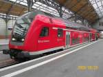 RE 21579 von Lbeck Hbf nach Hamburg Hbf angefhrt vom Doppelstocksteuerwagen  Bad Oldesloe  kurz vor der Abfahrt aus Lbeck am 26.08.08.