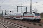 146 553-3 verlässt am 7.4.2017 mit dem IC2441 von Köln Hauptbahnhof nach Dresden Hauptbahnhof den Magdeburger Hauptbahnhof.