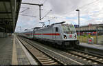 147 574-8 steht in Magdeburg Hbf auf Gleis 6.