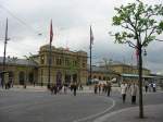 Hier sieht man den Rechtenteil des Mainzerhauptbahnhofsgebude.