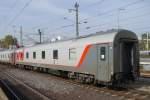 Ein Schlafwagen  (WLABmee 622071-90268-9)  der Russischen Eisenbahn am Zugende des EN von Moskau nach Paris. (Mannheim Hbf, 22.10.12)