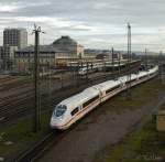 Velaro-D Triebzug 713 bei der Ausfahrt aus dem Mannheimer Hbf als ICE 712 nach Köln.