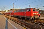 218 415-8 verlässt am 13.8.2017 mit dem RE57516 von München Hauptbahnhof nach Füssen die bayrische Landeshauptstadt. 