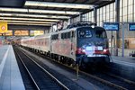 Das blieb vom CNL 484 aus Roma Termini: Inzwischen reichen fünf Wagen aus und über der Verbindung schwebt das Damoklesschwert der Einstellung.