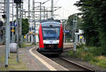 Ein 648 (Alstom Coradia LINT 41) der NBE Nordbahn Eisenbahngesellschaft mbh & Co. KG als RB 81890 (RB63) nach Hohenwestedt verlässt den Startbahnhof Neumünster auf Gleis 6.
[5.8.2019 | 20:37 Uhr]
