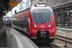 Ausfahrt von 442 247 als S3 nach Neumarkt am 16.06.2017 in Nürnberg Hauptbahnhof.