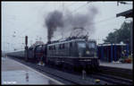 Obwohl von 140204 gezogen, half die Dampflok 41360 bei der Durchfahrt am 18.8.1991 um 12.15 Uhr in Osnabrück Richtung Münster sichtbar kräftig mit!