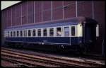 Deutsche Reichsbahn Wagen:   DR By 505000-11015-3 ex DB im HBF Paderborn am 27.8.1990