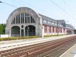 Potsdam,Der neu restaurierte  Kaiserbahnhof .1906 fr Kaiser Wilhelm II erbaut.Von hier aus ging es dann mit der Kutsche resp.mit dem Automobil zum unweit gelegenen Schloss Sanssouci. 29.05.05