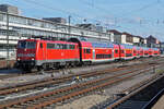 Als die roten Züge das Bild der DB prägten.
DB 111 217-6 nach Nürnberg Hbf in Regensburg Hbf am 21. November 2014.
Foto: Walter Ruetsch