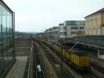 Kohlezug bei der Durchfahrt in Regensburg Hbf