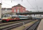 Am 23.November 2013 erreichte 183 001 mit einem ALX aus Mnchen Hbf den Regensburger Hbf auf Gleis 1.