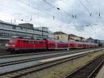 111 223 mit einen RE nach Nürnberg bei der Aussfahrt aus dem Regensburger Hauptbahnhof.15.05.2014.