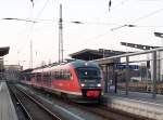 642 144 verlie am 29.Januar 2011 den Rostocker Hbf,wie man auch erkennen kann,hat der Bahnsteig im Rostocker Hbf immer noch keine komplette Bahnsteigberdachung.