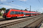 442 849-6 wartet am 22.7.2016 im Gleisvorfeld des Rostocker Hauptbahnhofs auf die Leistung als S1 nach Warnemünde.