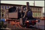 Am 5.6.1991 stand die Dampf Tenderlok 98886 noch als Denkmal vor dem Hauptbahnhof in Schweinfurt. Später wurde sie vom Sockel geholt und reaktiviert.