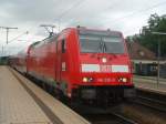 RegionalExpress 5183 nach Kreuzingen via Radolfzell. Gezogen wird dieser Zug von der BR 146 239-9. Aufgenommen am 21.07.07 im Bahnhof Singen (Hohentwiel)