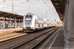 Doppelstock IC 2440 von Dresden Hbf nach Köln Hbf in Stendal und geschoben hatte die 146 575-6. 16.03.2017